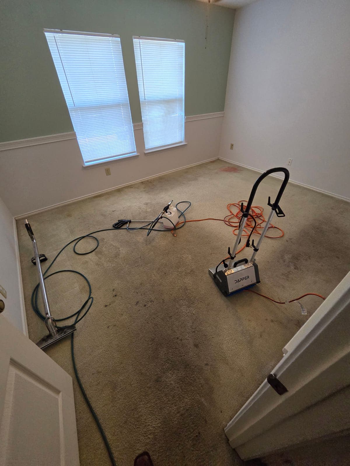 Bedroom carpet before cleaning
